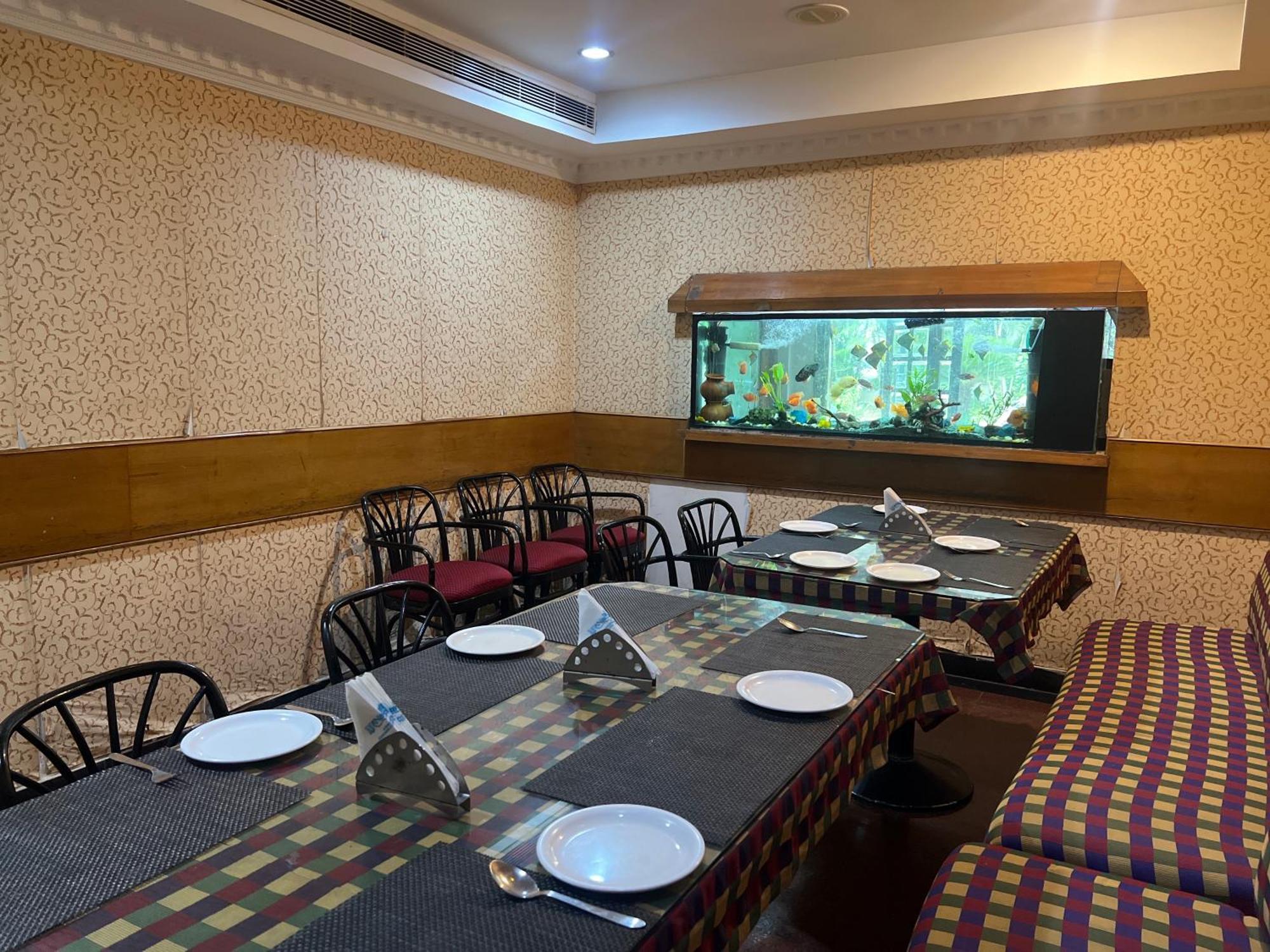 Varada Nagavali Hotel Srikakulam Exterior photo
